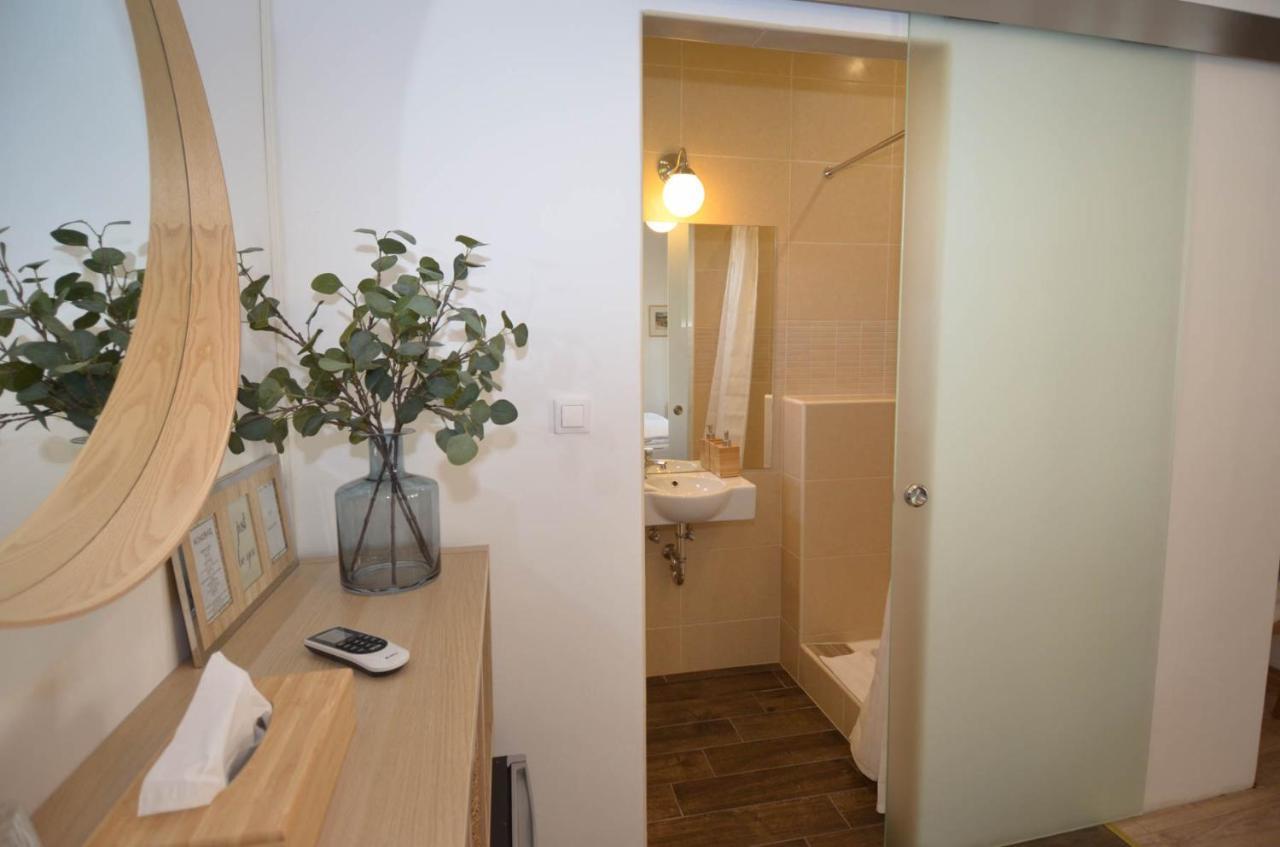 Buzás Pince Vendégház Ecséd Exterior foto