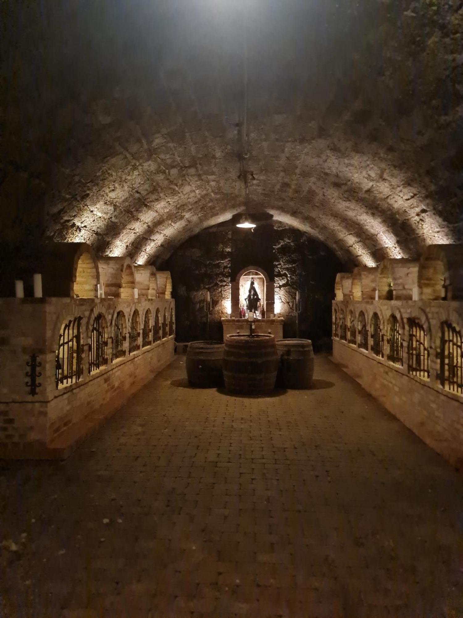Buzás Pince Vendégház Ecséd Exterior foto